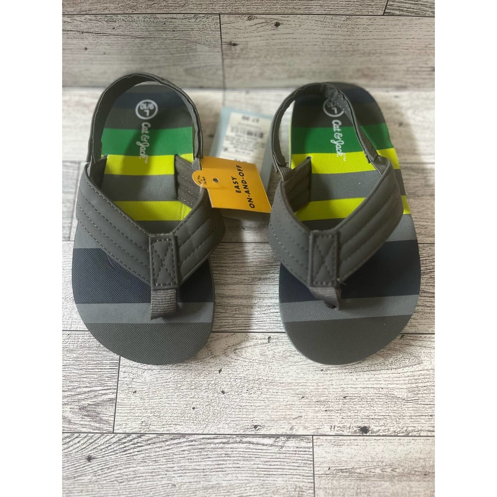 Cat & Jack toddler grey thong sandles L 9/10